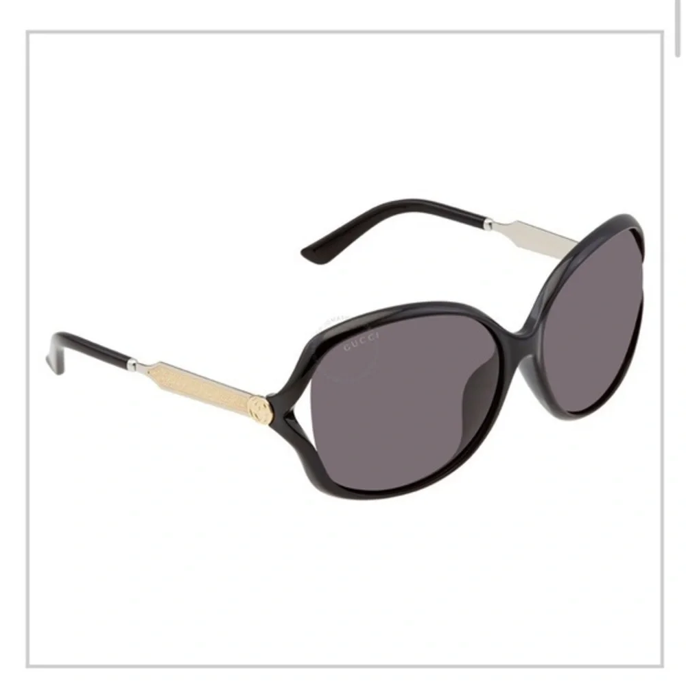 New authentic Gucci sunglasses